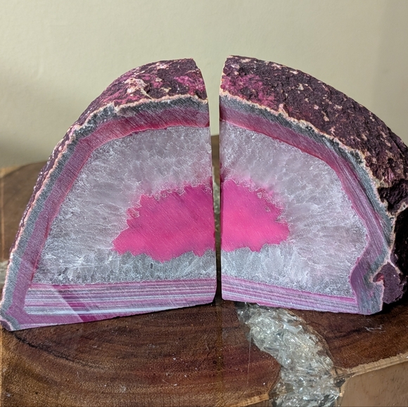 Pair of Brazilian Agate Geodes Dyed Pink Polished Sections for Bookends, Etc - Picture 13 of 14